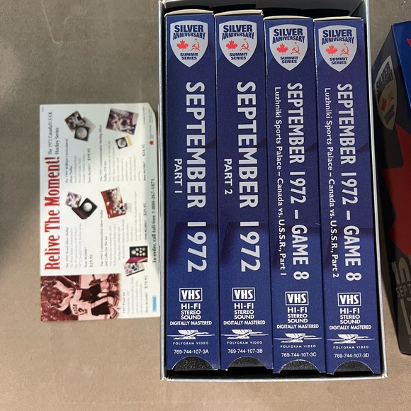 Team Canada Summit Series 1972 Collectors edition - Picture 2 of 2